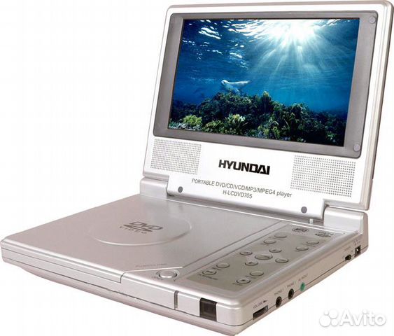 Портативный DVD/ CD -плеер Hyundai H-lcdvd705 Портативный DVD/ CD -плеер Hyundai H-lcdvd705