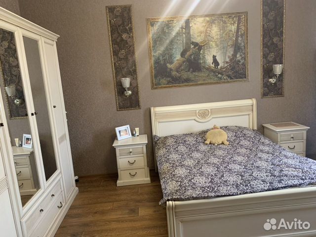 Коттедж 200 м² на участке 6 сот.