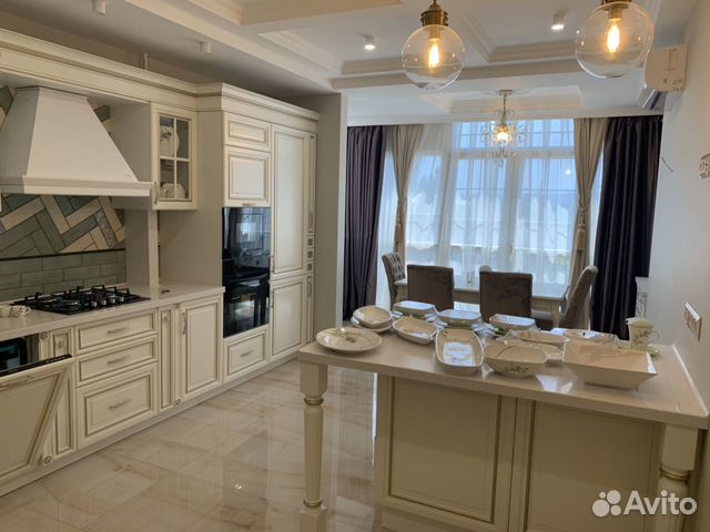 3-к квартира, 120 м², 7/8 эт.