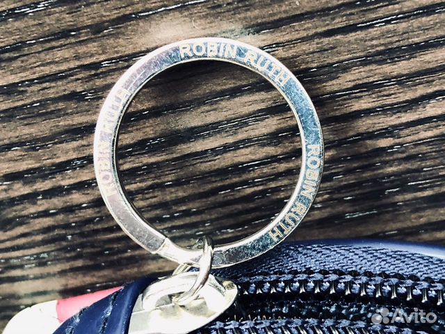 Косметички America пвх и золотистая кожзам