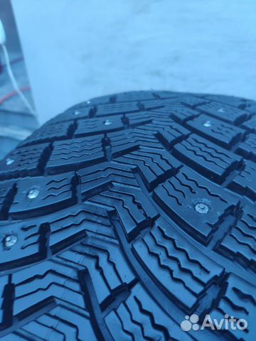 Michelin X-ice North 215/55/17 Michelin X-ice North 215/55/17