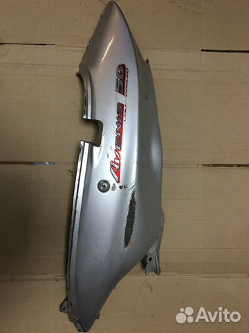 Пластик задний левый для скутера Suzuki Avenis 125