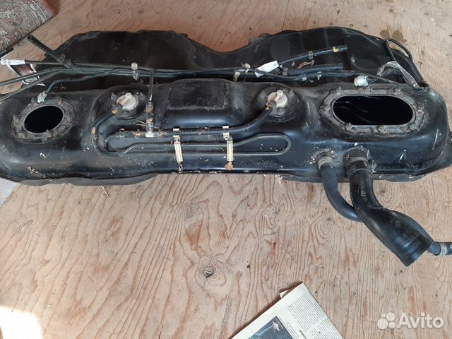 Бензобак subaru Бензобак subaru