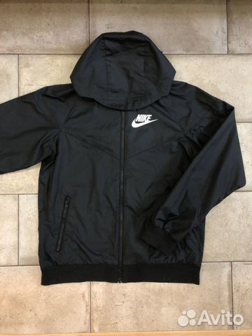 Ветровка Nike