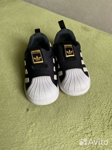 Кроссовки adidas оригинал