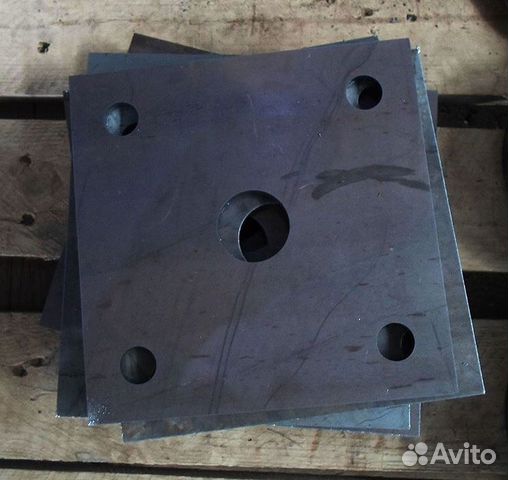 Пластина металлическая из листа Пластина металлическая из листа