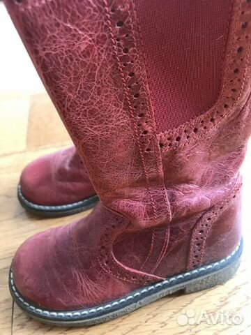 Кожаные сапоги с розовым подкладом Кожаные сапоги с розовым подкладом