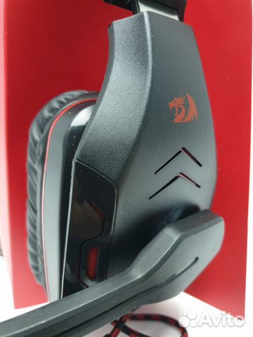 Игровые наушники Redragon с микрофоном Игровые наушники Redragon с микрофоном