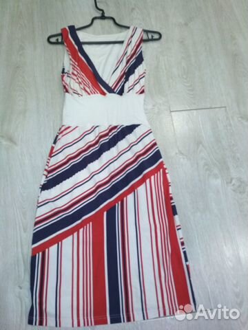 Платье футляр в полоску вискоза р-р40-42