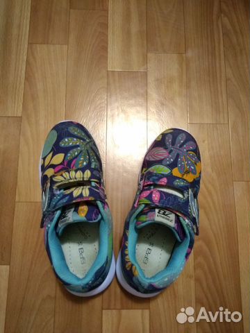 Кроссовки 35 размер для девочки
