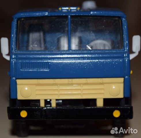 Масштабная модель авт-ля Камаз в масштабе 1/43