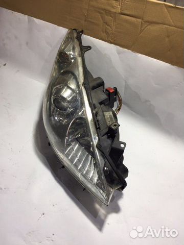 Фара передняя правая Peugeot 307 2005-2008 Фара передняя правая Peugeot 307 2005-2008