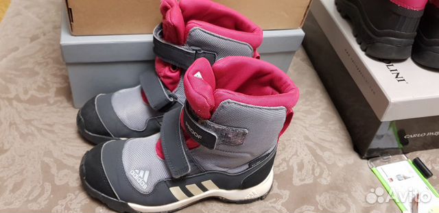 Зимние ботинки adidas р.33 Зимние ботинки adidas р.33