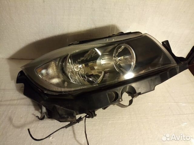 Фара правая BMW 3 e90 04-08