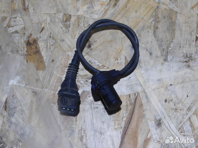 Датчик распредвала BMW E60 E65 X5 E53 M52 M54 M56 Датчик распредвала BMW E60 E65 X5 E53 M52 M54 M56
