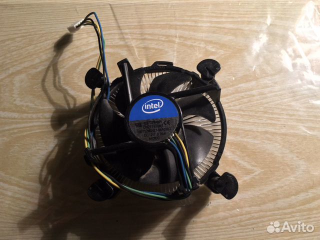 Процессорный кулер Intel Процессорный кулер Intel