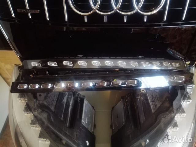 Audi Q7 4L диодный поворотник правый левый