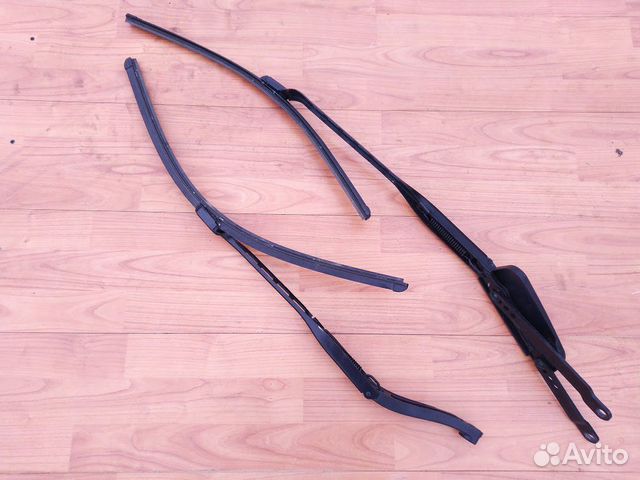 Поводок стеклоочистителя Mercedes 166 292