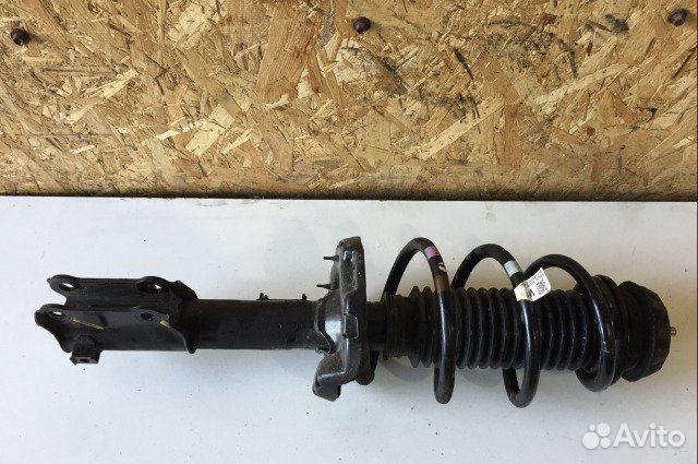 Hyundai solaris 2 стойка амортизатора правое