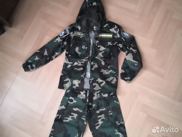 Костюм защитный (военный) Костюм защитный (военный)