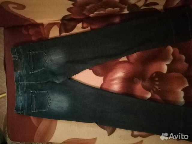 Джинсы женские Джинсы женские