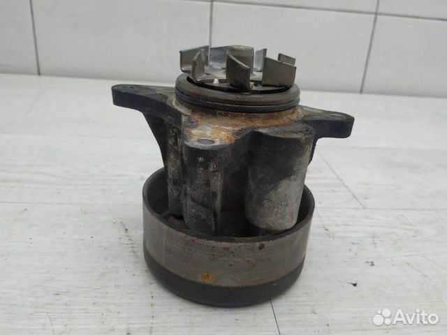 Помпа LR009324 Land Rover Range Rover Sport 1
