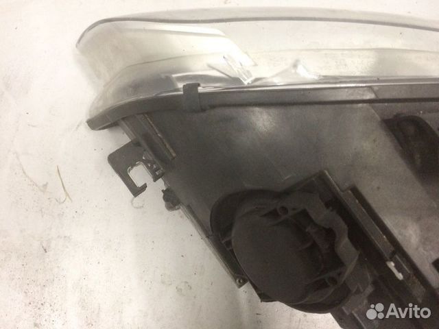 Фара передняя правая Audi A4 B7 2007 Фара передняя правая Audi A4 B7 2007