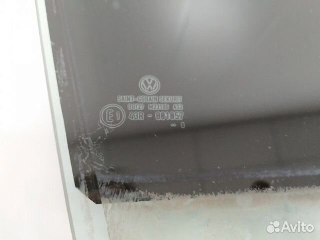 Стекло заднее правое 1K6845026B VW Golf V 2003-200 Стекло заднее правое 1K6845026B VW Golf V 2003-200