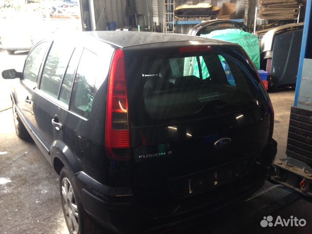 Автомобиль в разборе: Ford Fusion 2002-2012