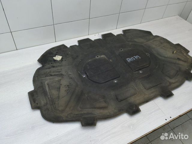 Обшивка капота 4L0863825 Audi Q7 (4L) 2005-2015