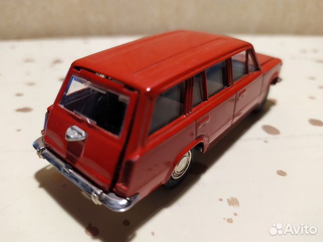 Модель 1:43 Ваз 2102 А11 ранний Модель 1:43 Ваз 2102 А11 ранний
