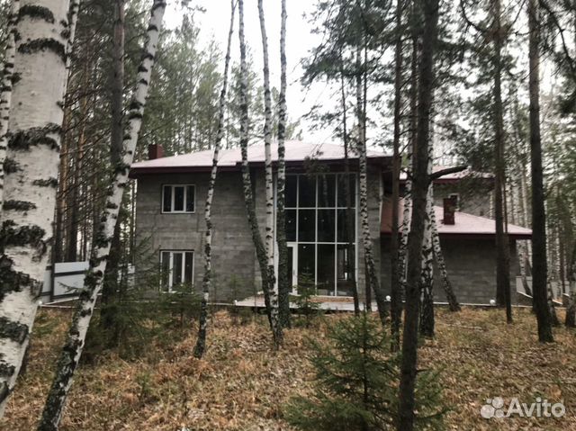 Коттедж 220 м² на участке 21 сот.