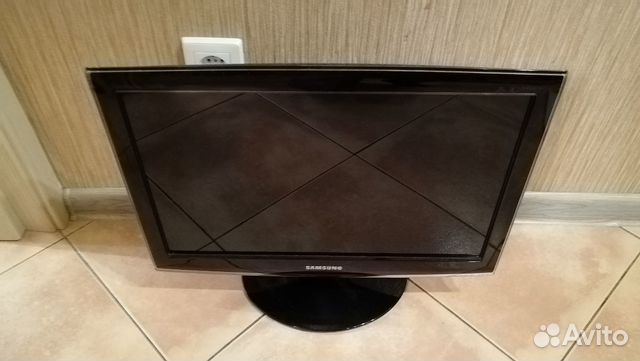 Монитор SAMSUNG 20 Монитор SAMSUNG 20