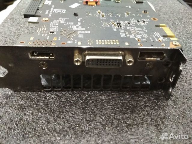 Asus GeForce GTX 950 2Гб Asus GeForce GTX 950 2Гб
