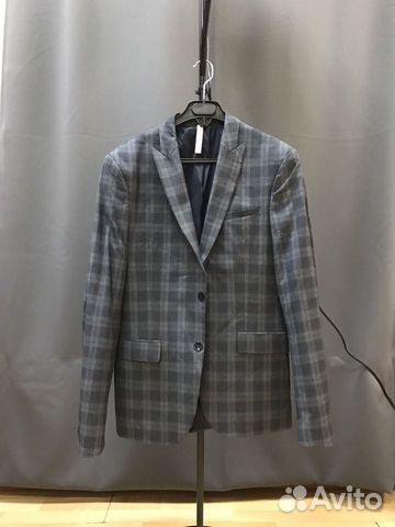 Пиджаки Zara р46-48 Пиджаки Zara р46-48