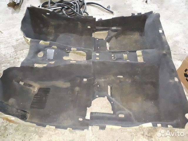 Пол салона BMW X1 E84 Пол салона BMW X1 E84