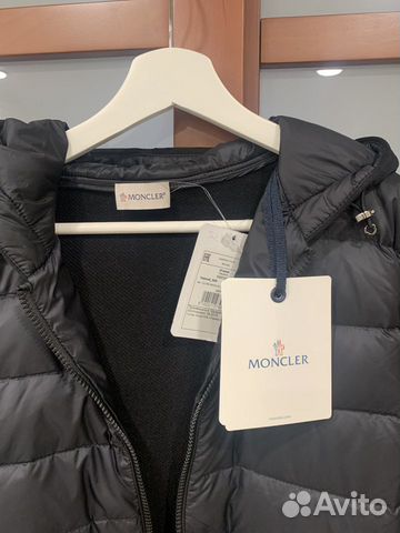 Куртка Moncler новая оригинал Куртка Moncler новая оригинал