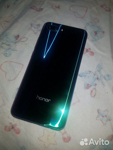 ТелефонHonor 10 4/128Gb Phantom Green ТелефонHonor 10 4/128Gb Phantom Green