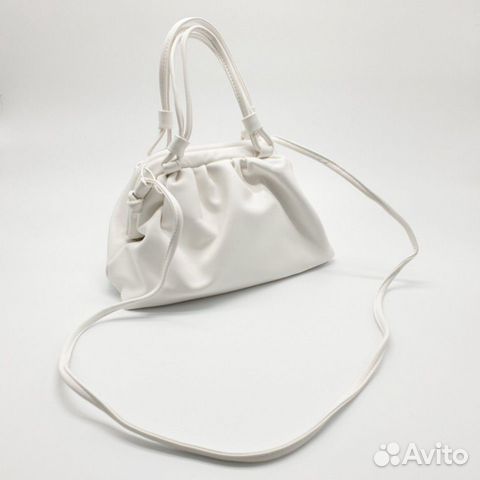 Новая женская сумка Bottega Veneta Pouch белая Новая женская сумка Bottega Veneta Pouch белая