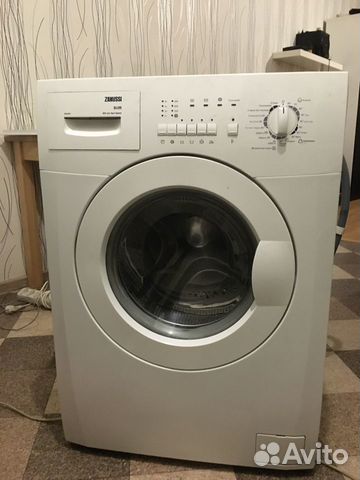 Стиральная машина Zanussi ZWS281