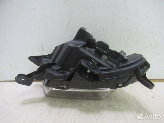 Противотуманная фара правая Kia Rio 2 рест oem 922
