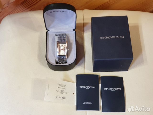 Часы-браслет Emporio Armani Часы-браслет Emporio Armani