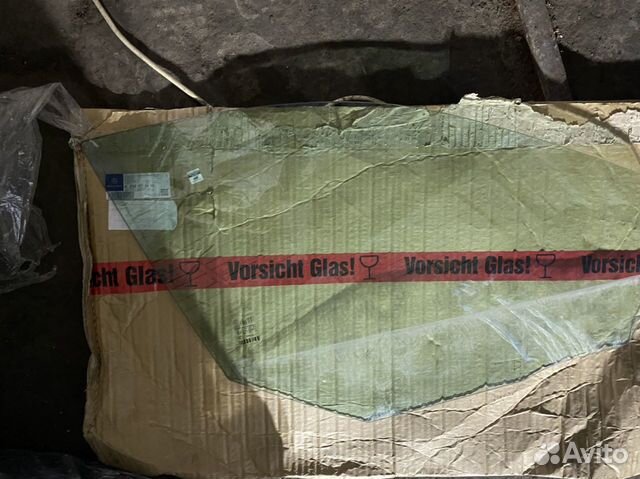 Стекло двери передней правой мерседес E 212 Стекло двери передней правой мерседес E 212