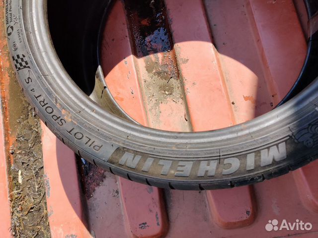 Шина 265 35 20 Michelin Pilot Sport 4 S Шина 265 35 20 Michelin Pilot Sport 4 S