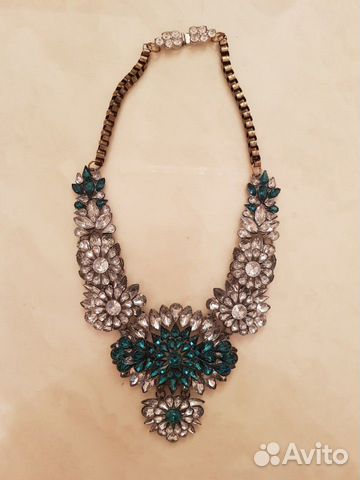 Ожерелье с камнями Ожерелье с камнями