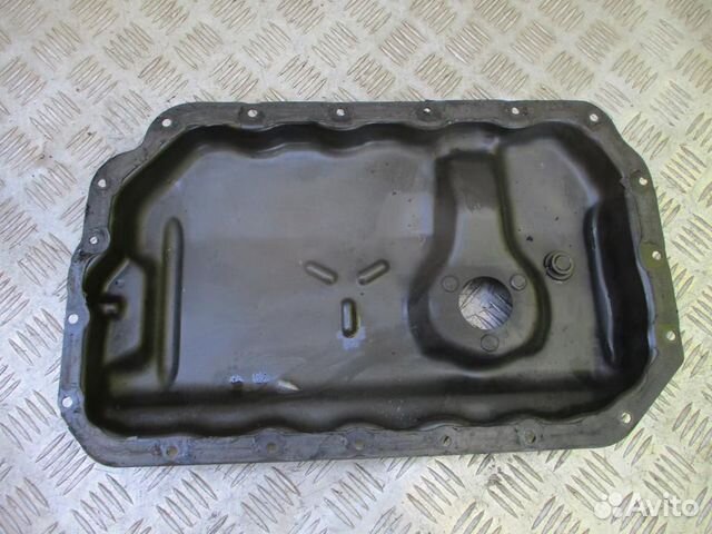 Масляный поддон Audi A6 (C6,4F) 2005-2011