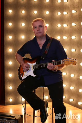 Музыкант на мероприятие