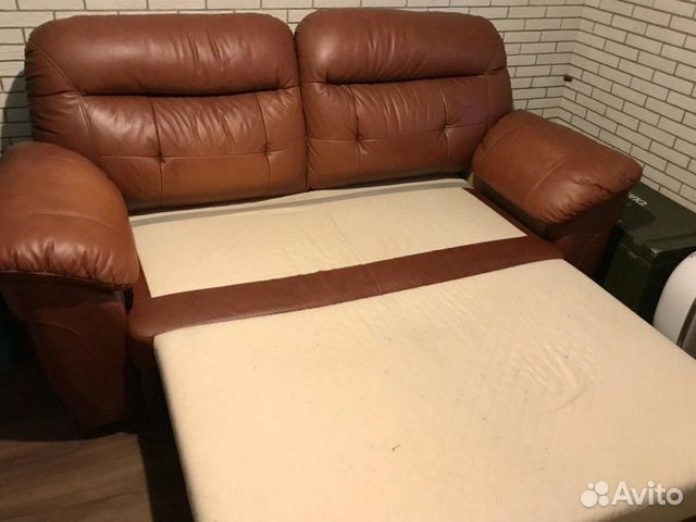 Диван-кровать кожаный Диван-кровать кожаный