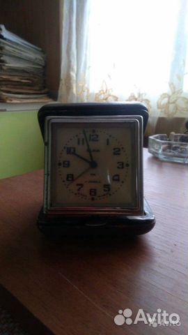 Настольные часы