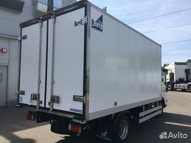 Isuzu NMR85H мебельный фургон Isuzu NMR85H мебельный фургон